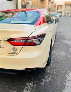 تۆیۆتا کامری